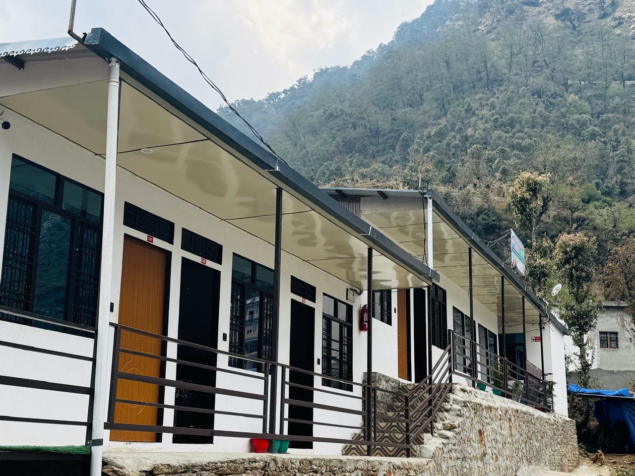 Mandakini Valley Resort